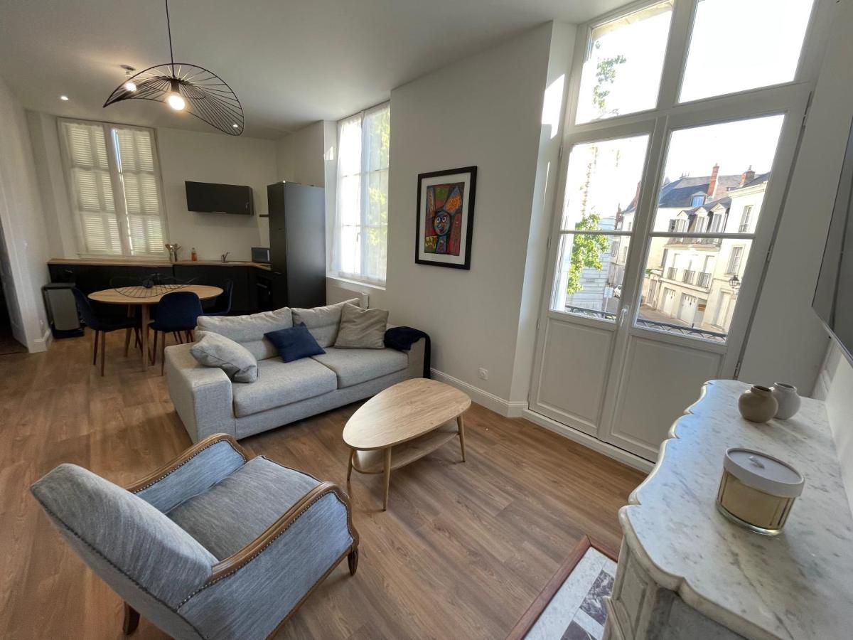 Appartement Le Corneille centre ville climatisé Saumur Extérieur photo