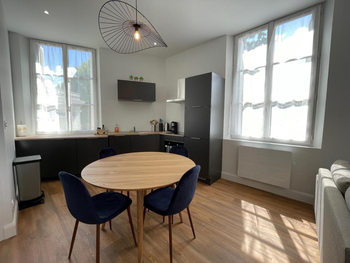 Appartement Le Corneille centre ville climatisé Saumur Extérieur photo