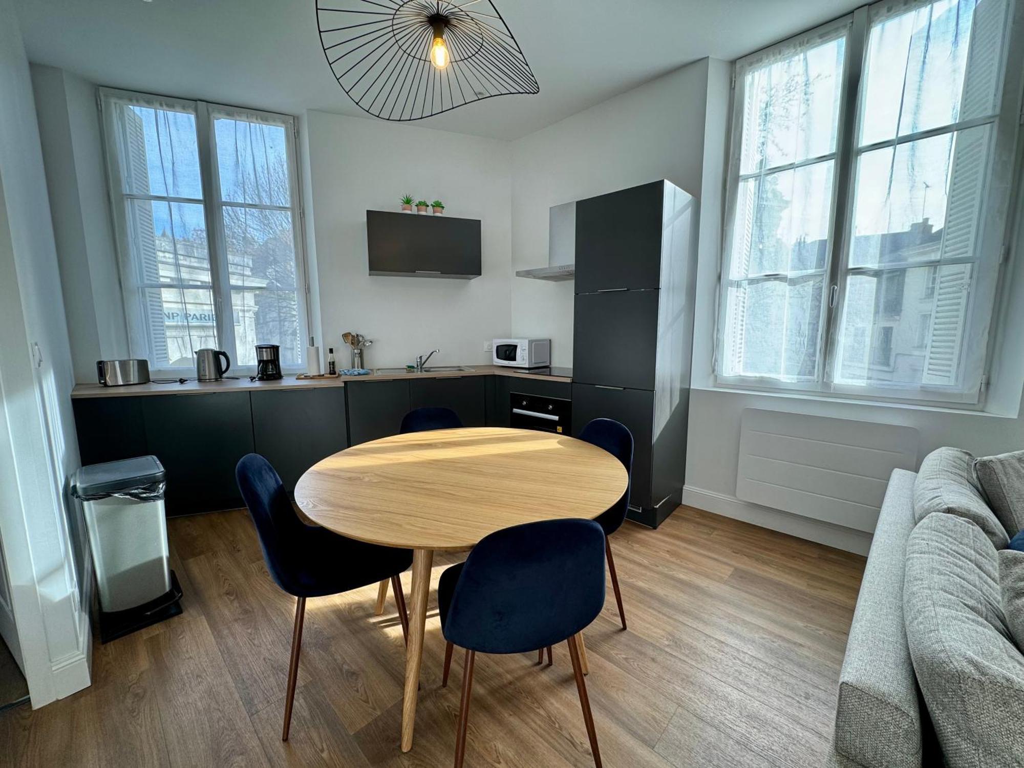 Appartement Le Corneille centre ville climatisé Saumur Extérieur photo