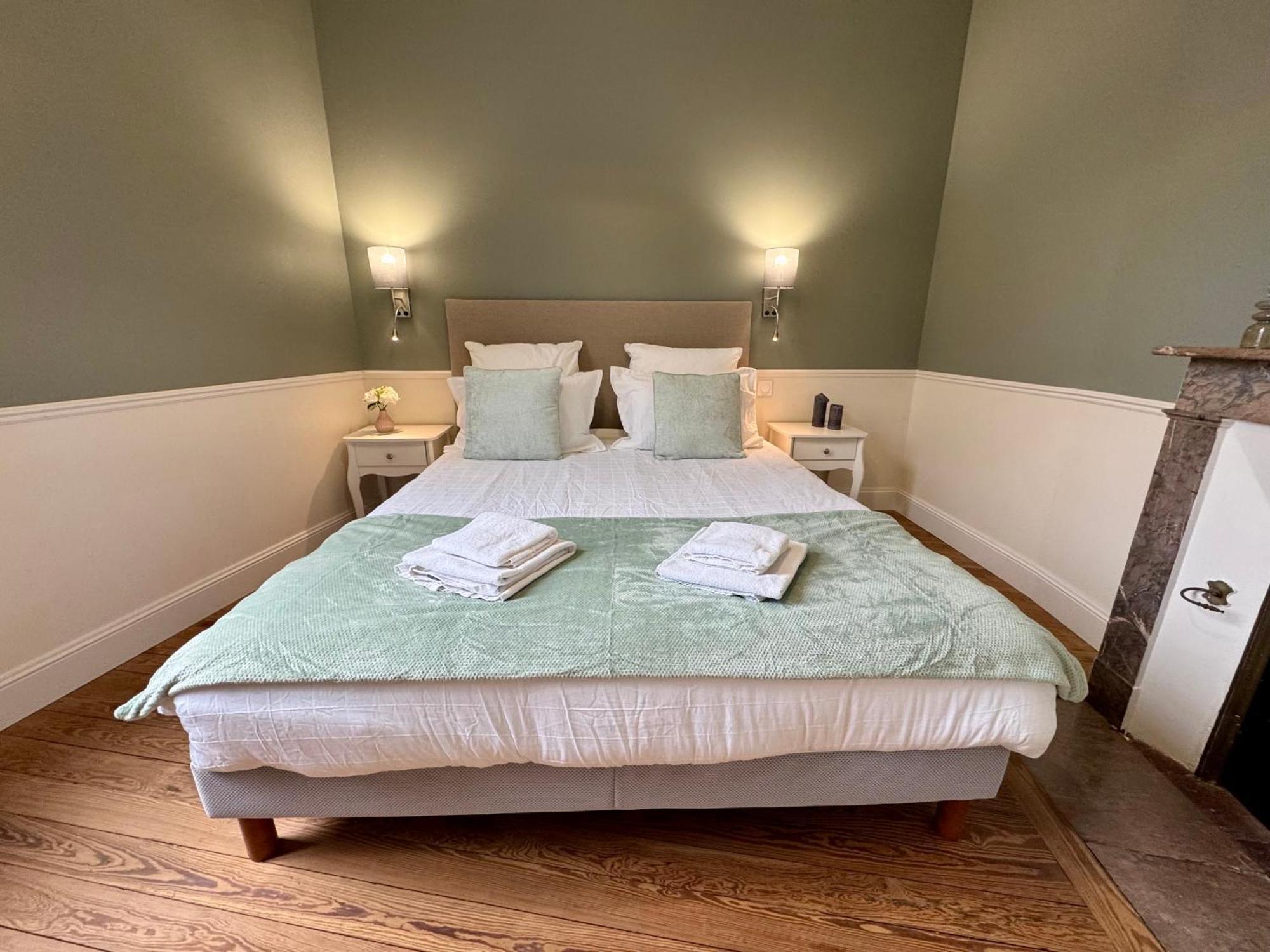 Appartement Le Corneille centre ville climatisé Saumur Extérieur photo